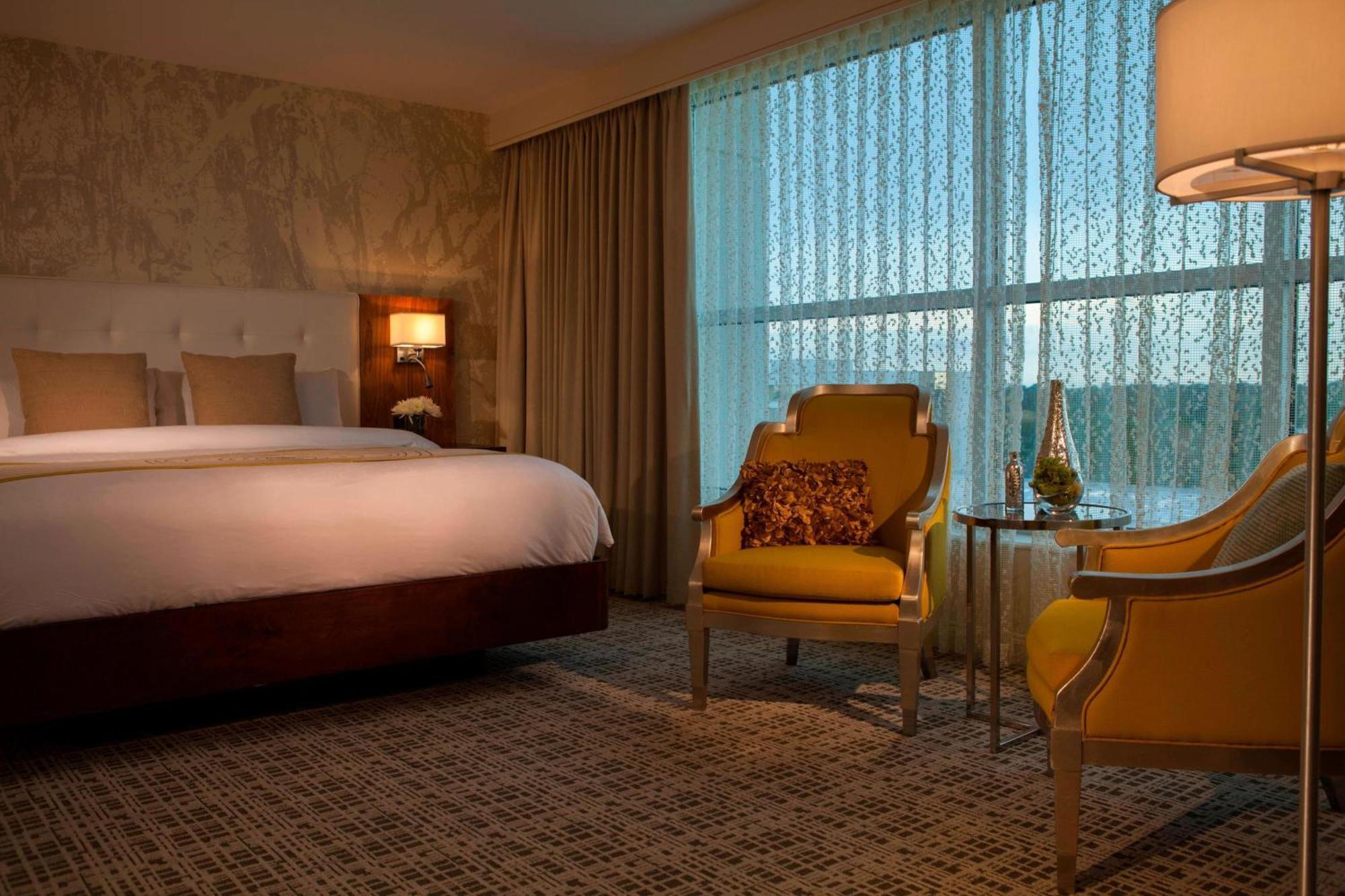One-Bedroom Executive Suite